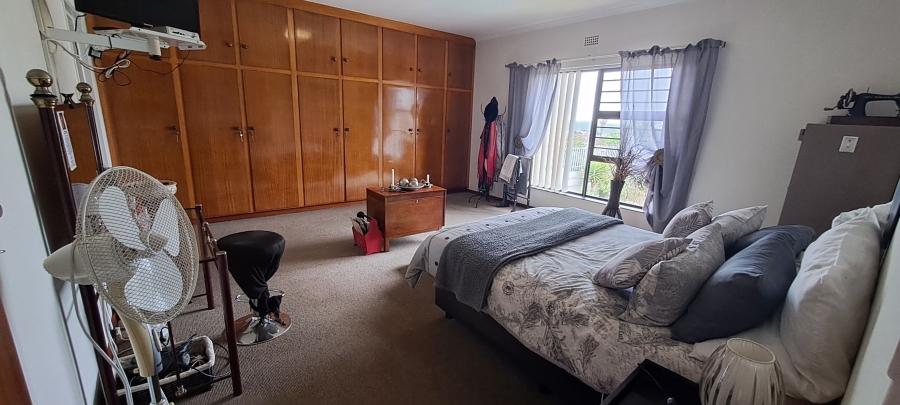 4 Bedroom Property for Sale in Vredenburg Western Cape